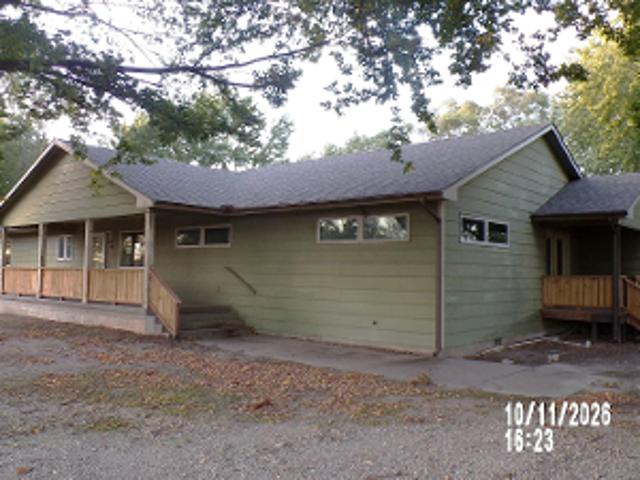 House for sale in Belle Plaine, Sumner County