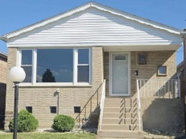 House for sale in Chicago Park, Illinois