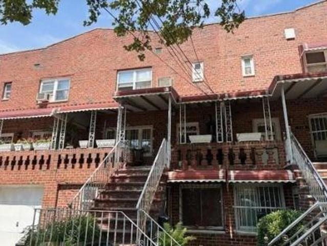 House for sale in Arverne, New York