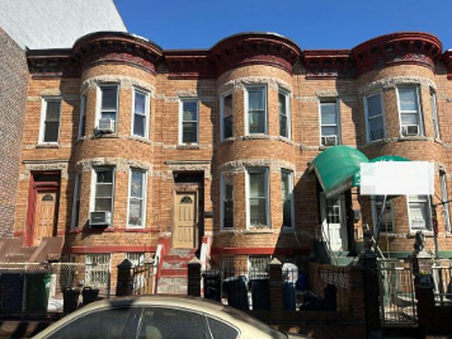 House for sale in Arverne, New York