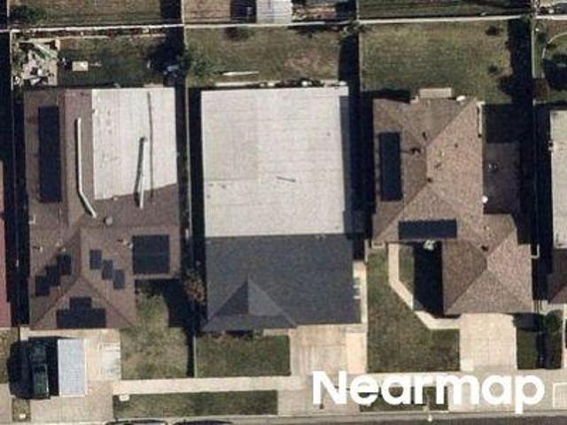 House for sale in Carson