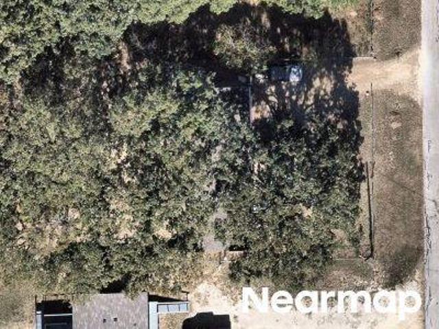 House for sale in Henderson, Texas