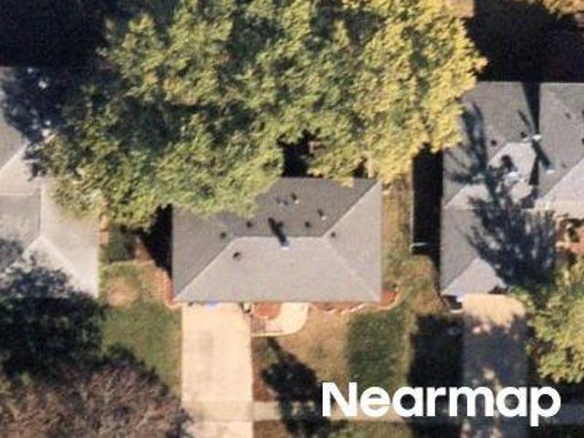 House for sale in Mount Prospect