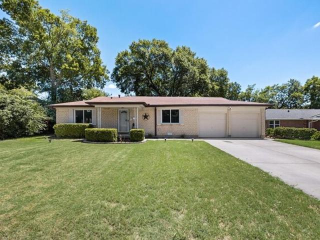 House for sale in Euless, Texas