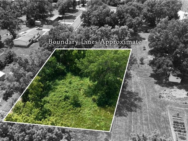 Land for sale in Hamilton, Missouri