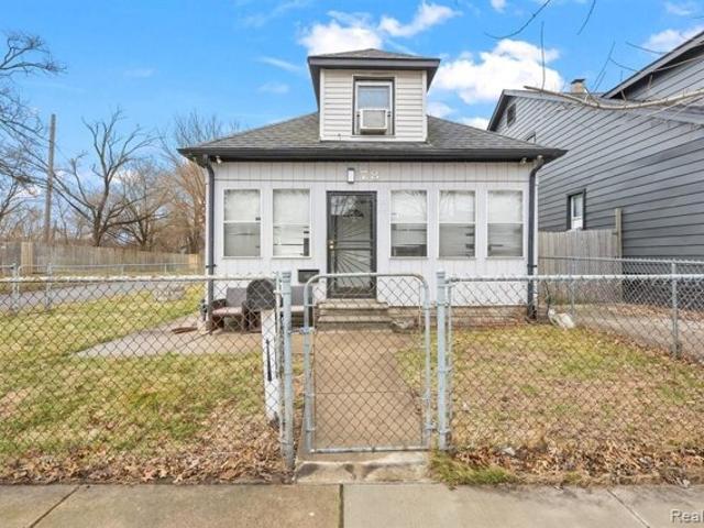 House for sale in Ecorse