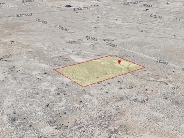 Land for sale in Lancaster, California