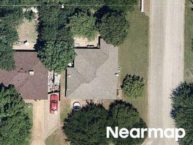 House for sale in Midlothian, Ellis County