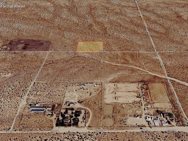 Land for sale in Lancaster, California