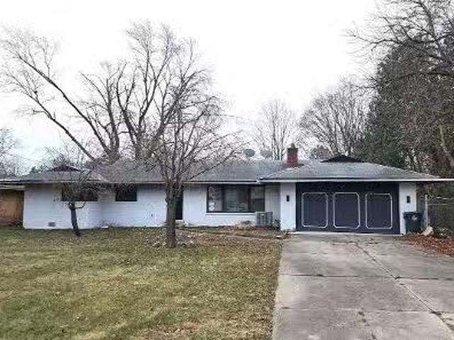 House for sale in Des Plaines