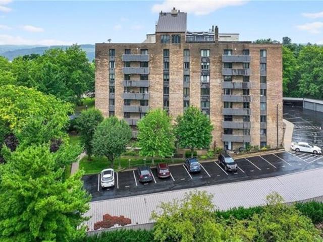 Condo for sale in Washington Condo for sale in Washington