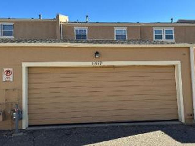 House for sale in Arapahoe, Colorado