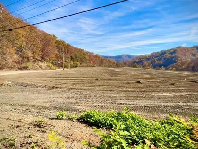 Land for sale in Huddy, Kentucky