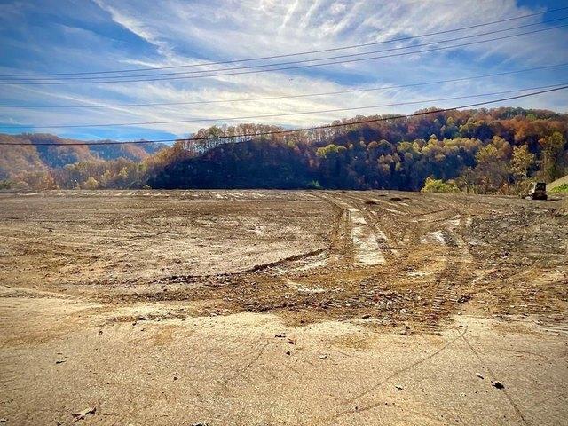 Land for sale in Huddy, Kentucky
