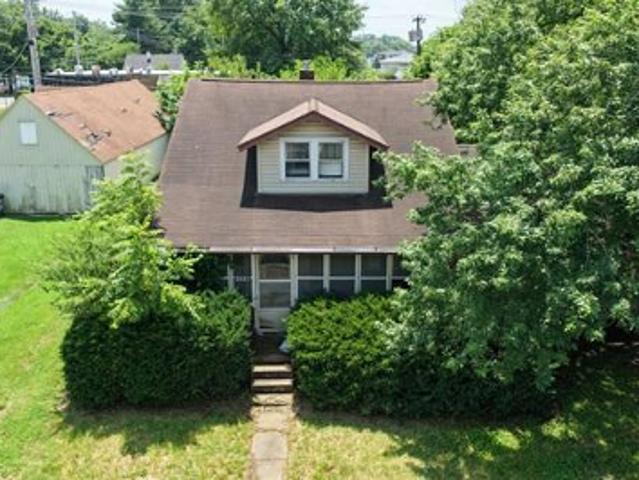 House for sale in Evansville, Indiana