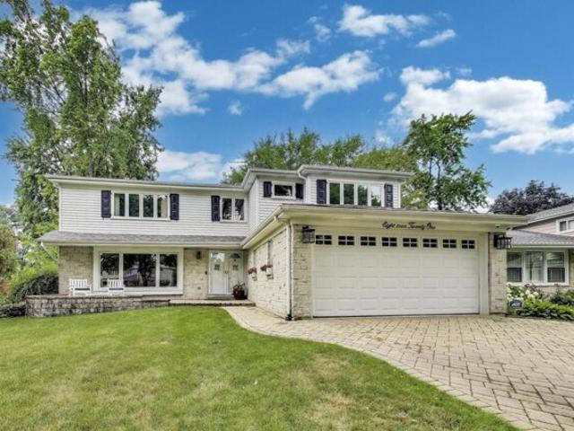 House for sale in Mount Prospect, Illinois