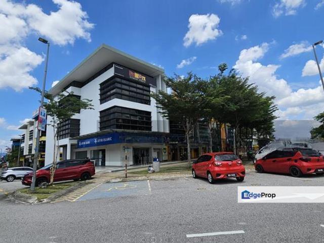 Shop for sale in Petaling, Alam Impian