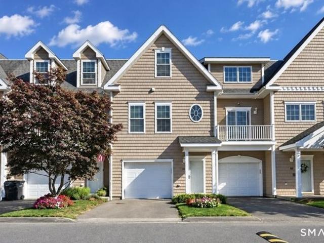 House for sale in Walnut Beach, Milford