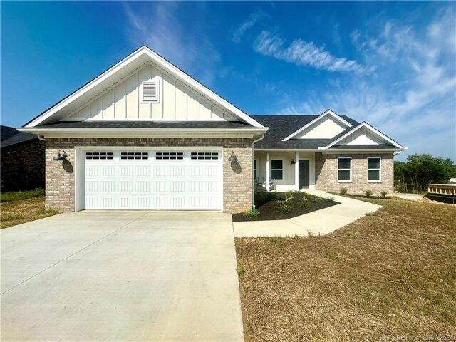 House for sale in Henryville