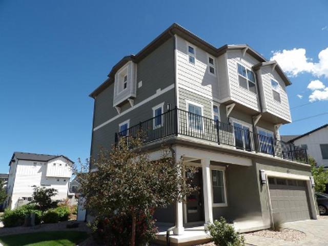 House for sale in Saratoga Springs, Utah