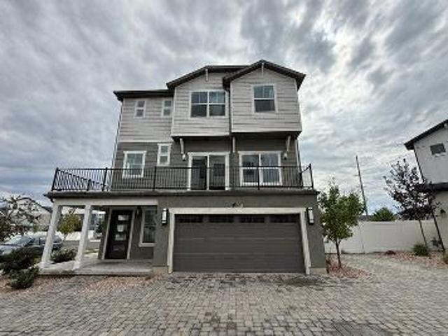 House for sale in Saratoga Springs, Utah