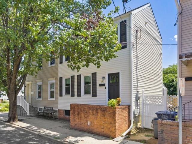 House for sale in Bordentown, New Jersey