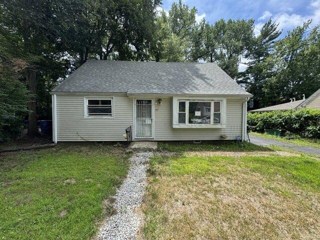 House for sale in Bloomfield, Connecticut