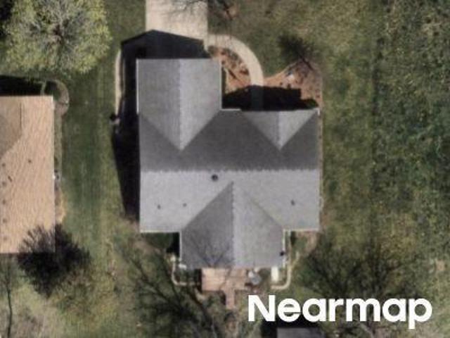 House for sale in Grant Park, Illinois