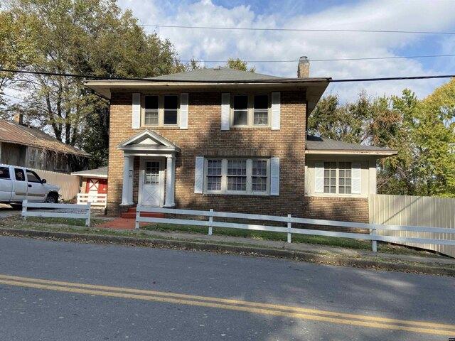House for sale in Hickman