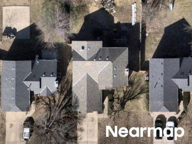 House for sale in Towne Parc, Wichita