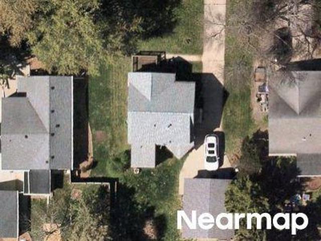 House for sale in Neenah House for sale in Neenah
