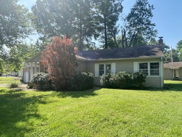 House for sale in Perry, Illinois