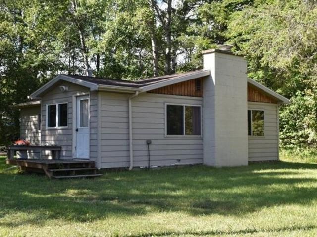 House for sale in Black River