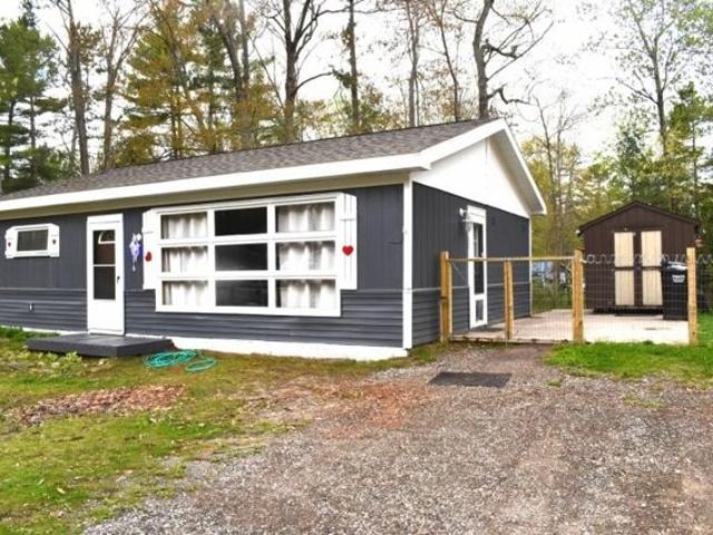 House for sale in Greenbush