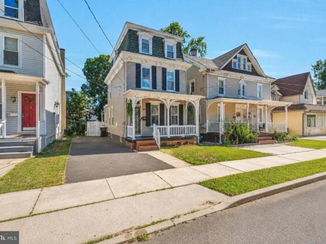 House for sale in Woodbury, New Jersey