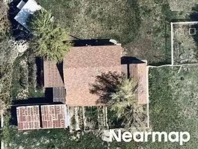 House for sale in Layton