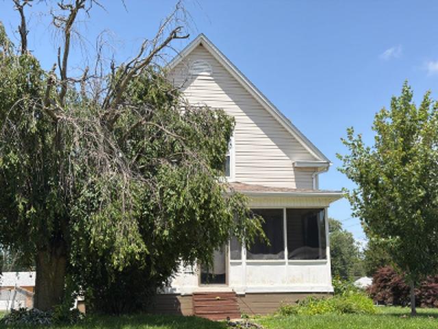 House for sale in Fulton, Illinois