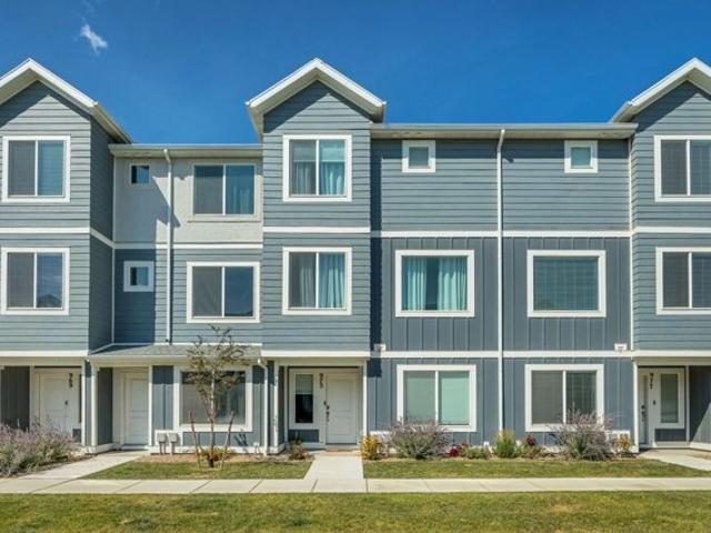 House for sale in Saratoga Springs, New York