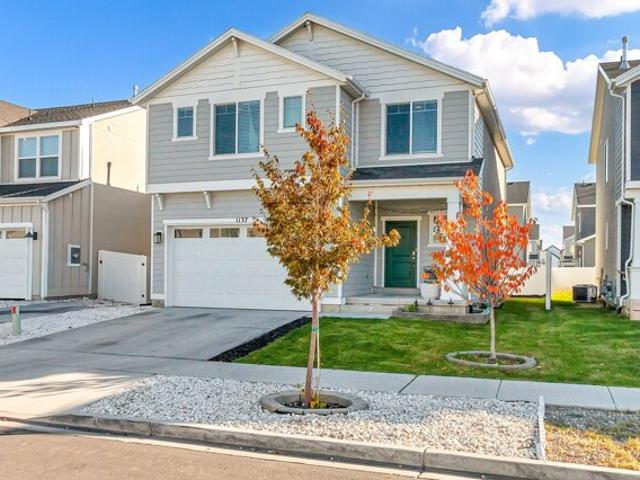 House for sale in Saratoga Springs, Utah