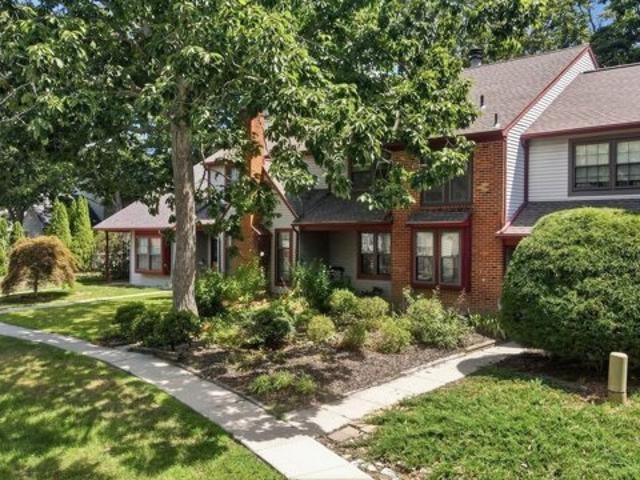 House for sale in Ewan, New Jersey