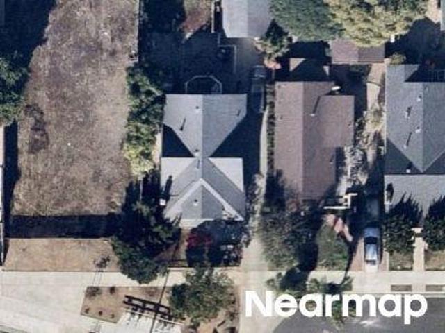 House for sale in Long Beach, California