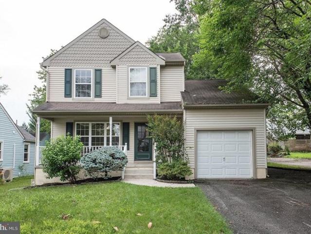 House for sale in Collingswood
