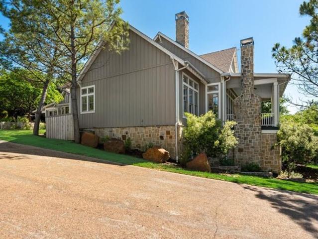 House for sale in Malakoff, Texas