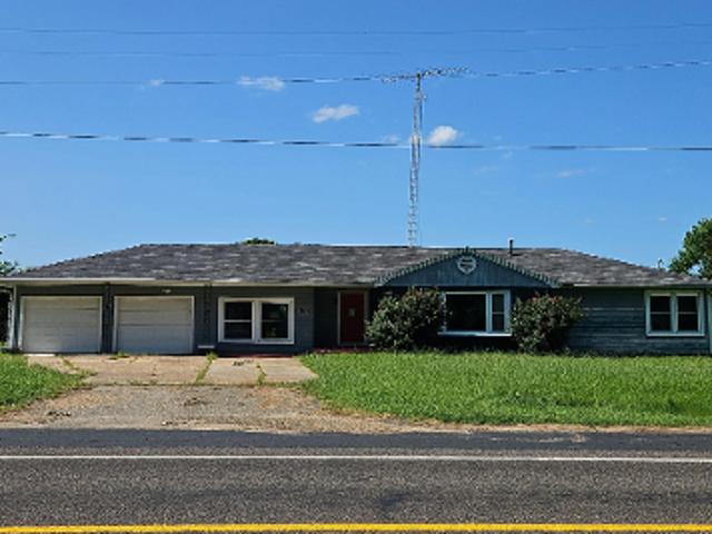 House for sale in Titus, Texas