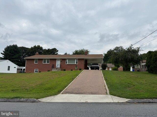 House for sale in Laurel House for sale in Laurel