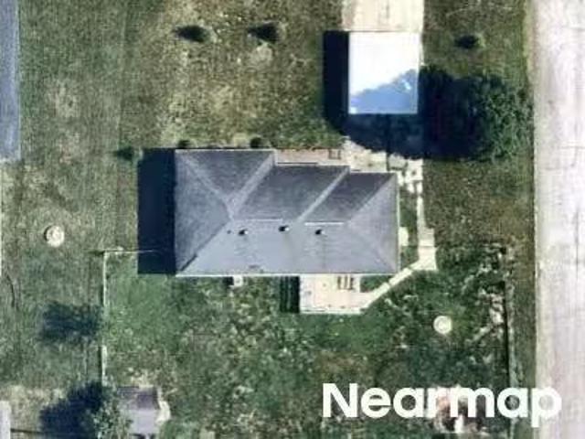 House for sale in Scottsburg