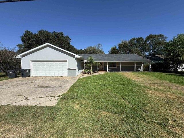 House for sale in Bridge City, Texas