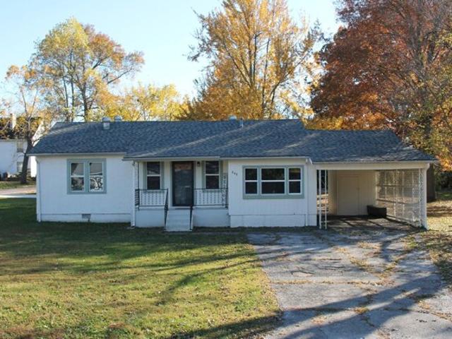 House for sale in Mountain Grove, Missouri