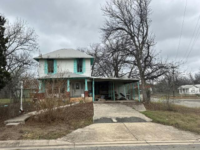 House for sale in Uvalde, Texas