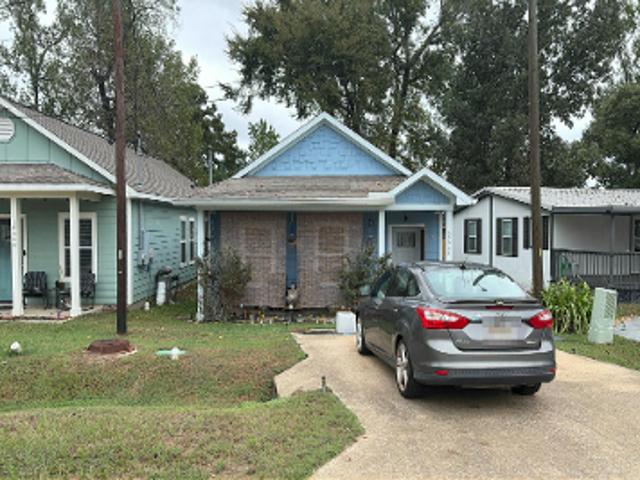 House for sale in Montgomery, Montgomery County
